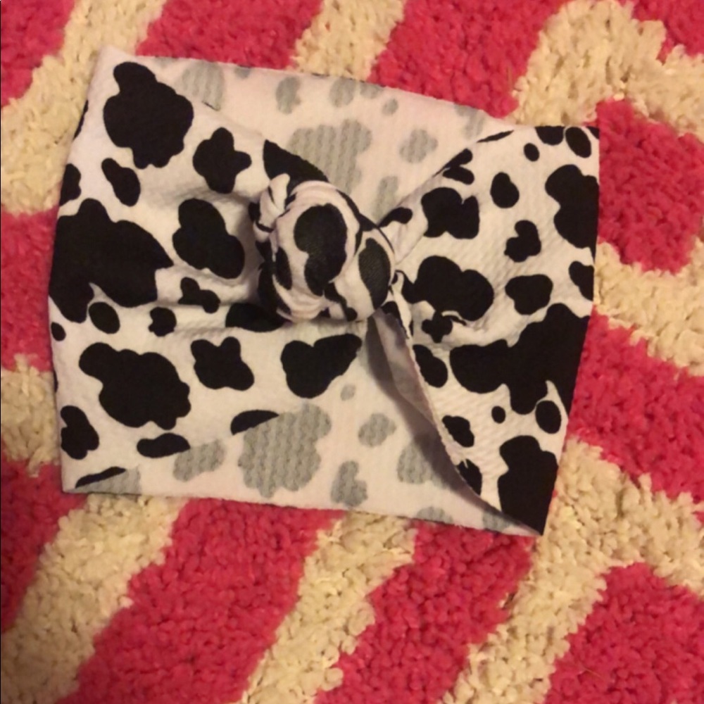 toddler cow print knot